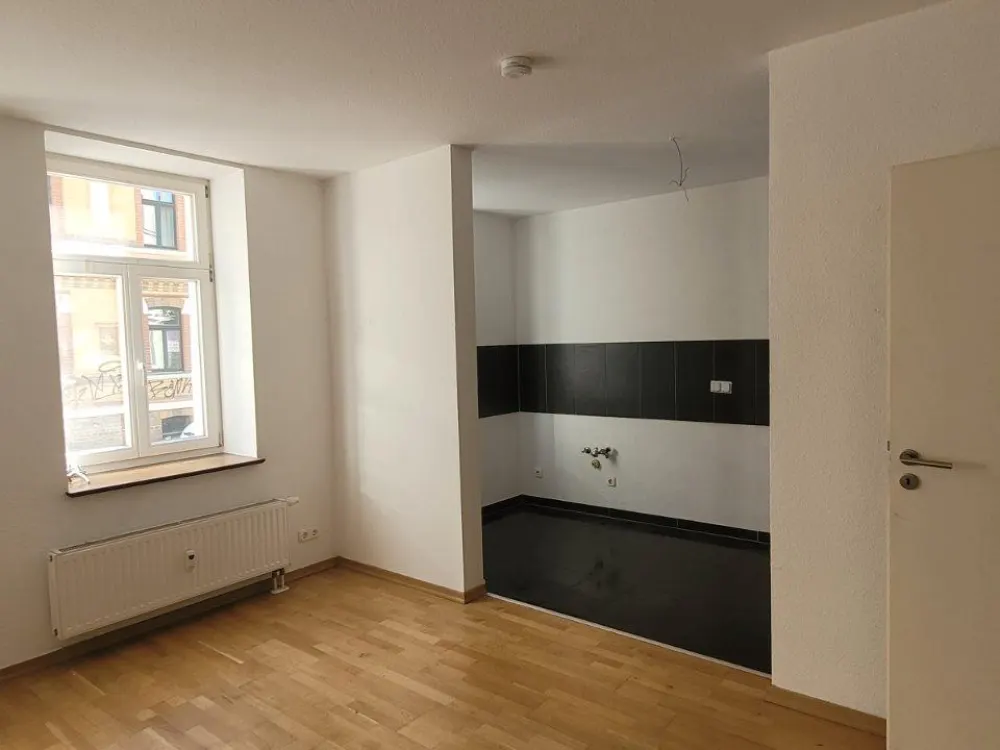 Stilvolle 2-Zimmer-Wohnung mit Terrasse in Leipzig Lindenau