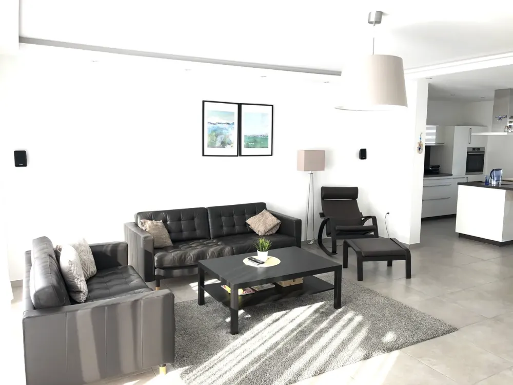 Exklusive Maisonette mit Dachstudio | ca. 153 m² | Balkon | Klimaanlagen | Baujahr 2015