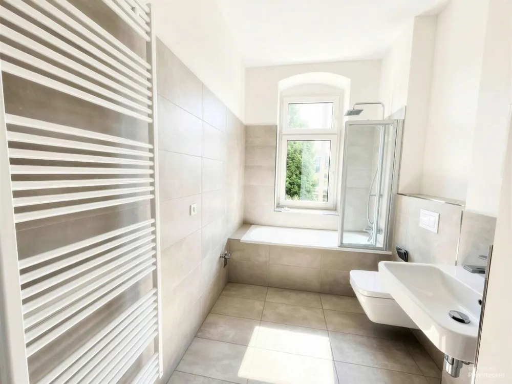 Sonniger Grundriss I Bad mit Fenster I Einbauküche I Umfassend für Sie saniert!