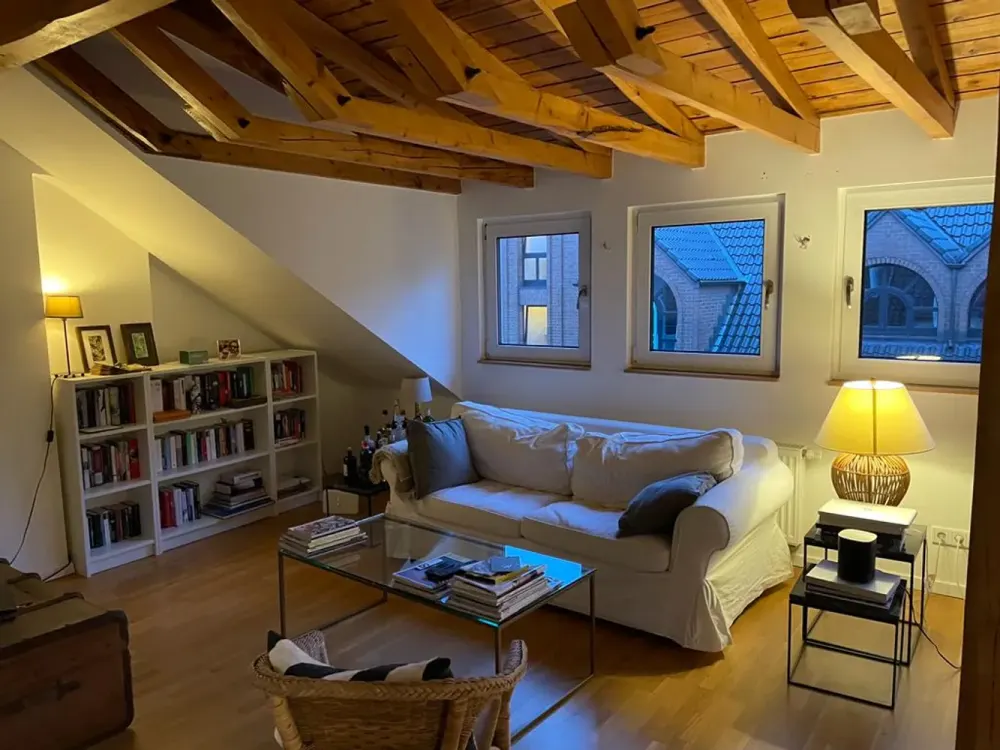 Karlstadt - Charmante Wohnung unter'm Dach
