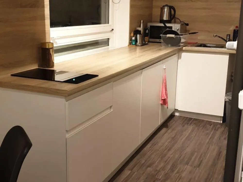 Einzimmerwohnung mit eigener Küche und eigenem Bad