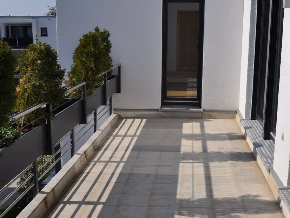 Geräumige 4-Zi. Dachterrassenwohnung in München-Allach-Untermenzing