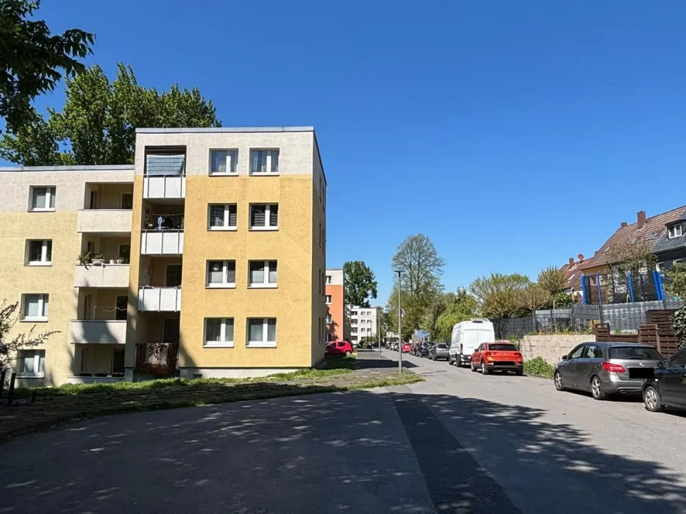 **Hier wird gewerkelt** 3,5-Zimmer-Wohnung mit Balkon!