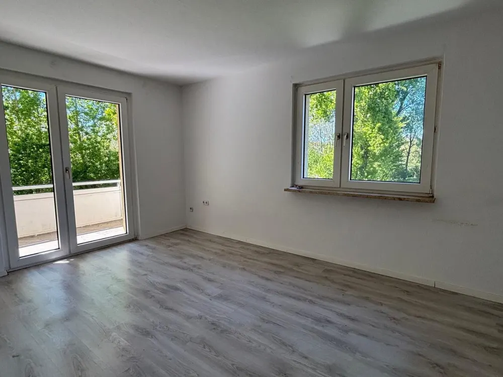 **Hier wird gewerkelt** 3,5-Zimmer-Wohnung mit Balkon!
