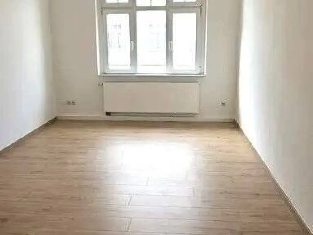 Edles WG-Zimmer in Großzschocher sucht Mitbewohner