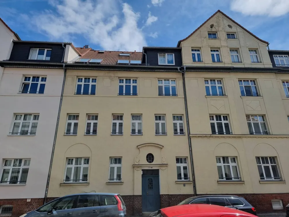 Edles WG-Zimmer in Großzschocher sucht Mitbewohner