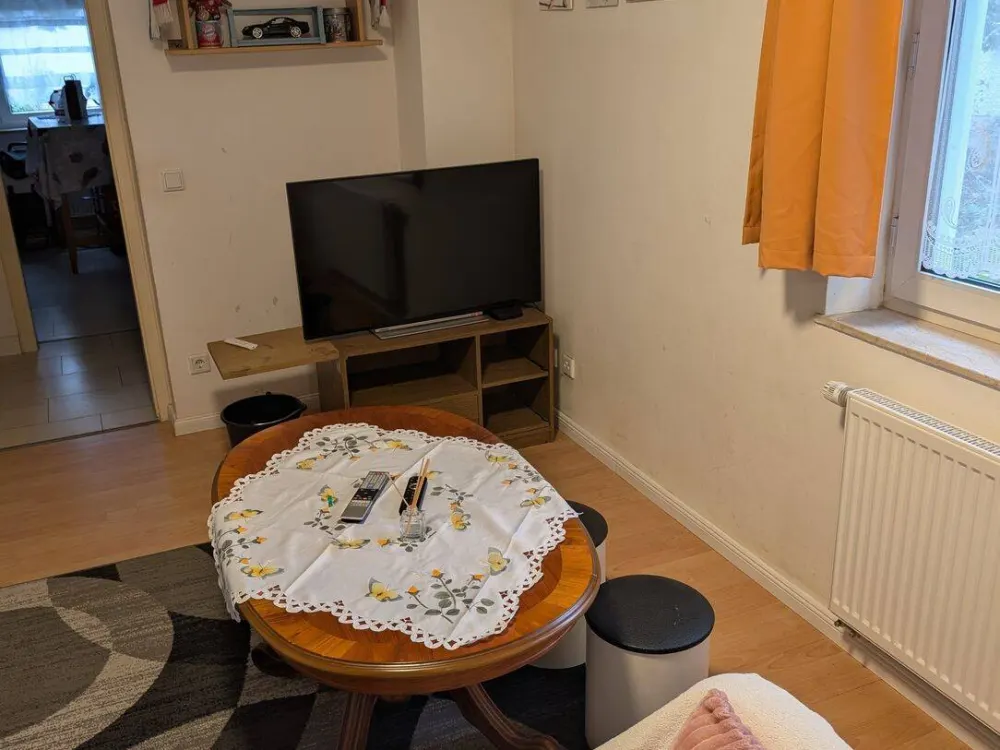 schönes möbliertes WG Zimmer