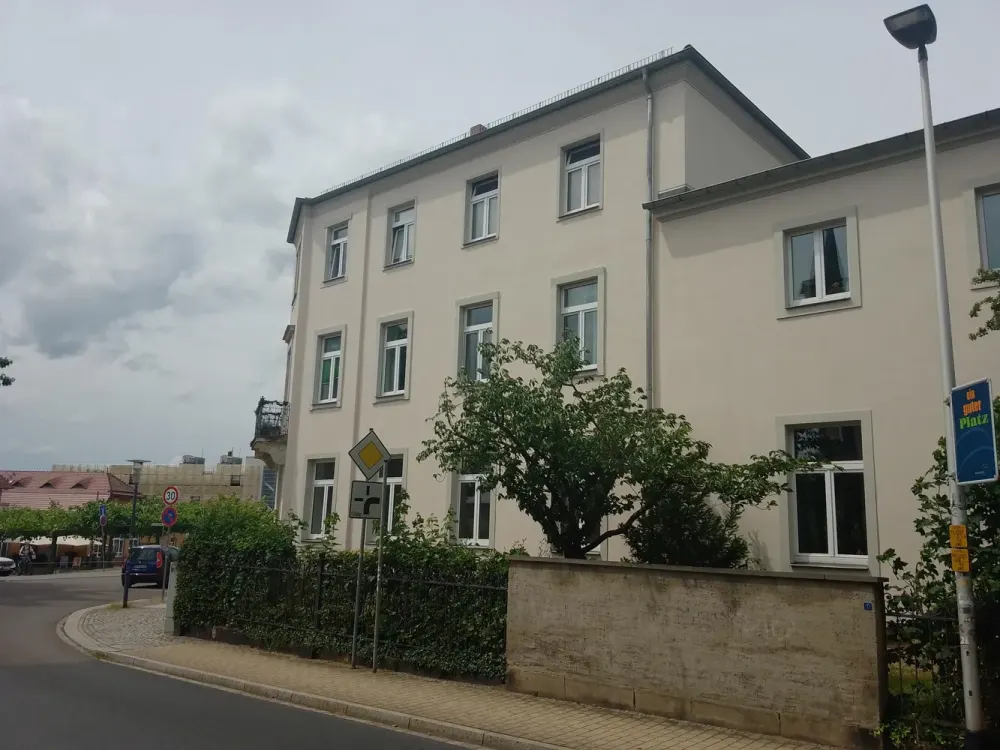 Renovated Ground Floor Old Building Apartment with Special Charm on the Ground Floor
