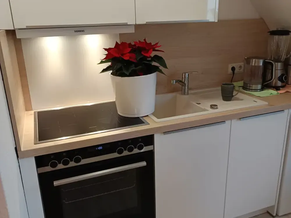 Für 1 Jahr /3-Zimmer-Whg. Rostock Tweel