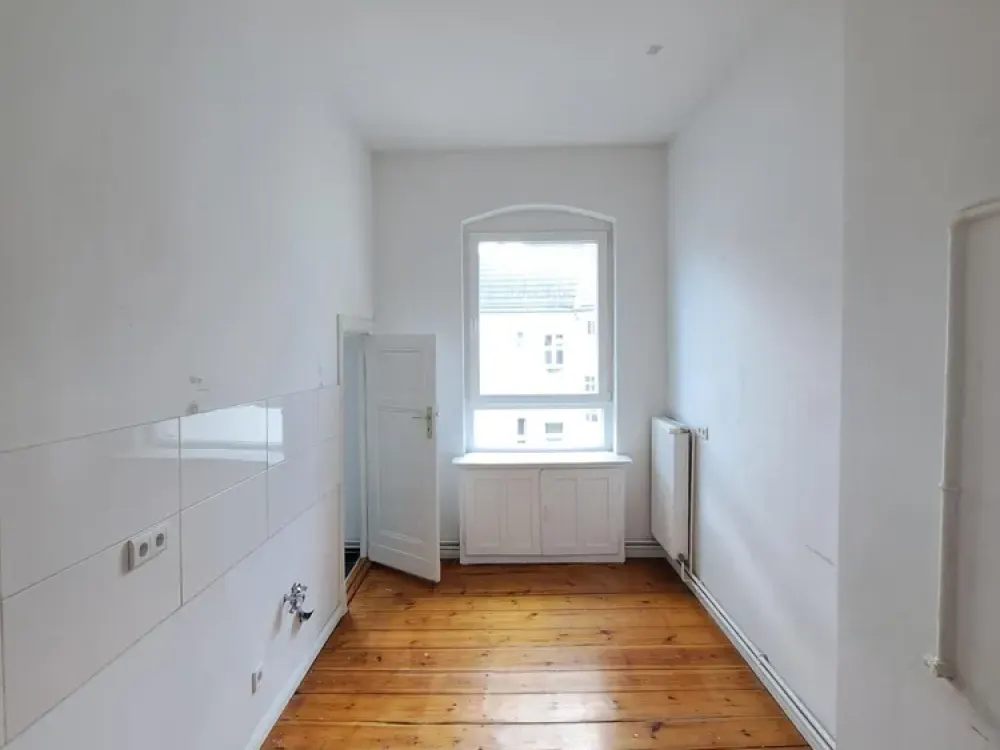 2-Zimmer-Altbautraum im Wrangelkiez sucht neue Mieter!