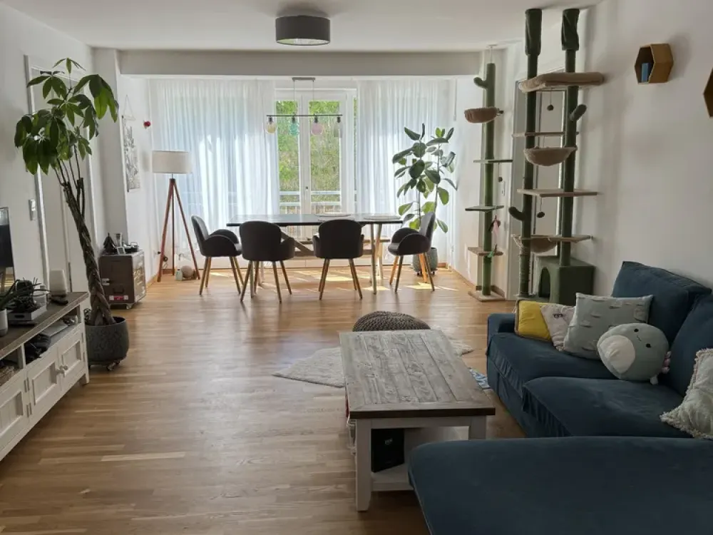 Familienfreundliche 4-Zimmer-Terrassenwohnung im Südwesten