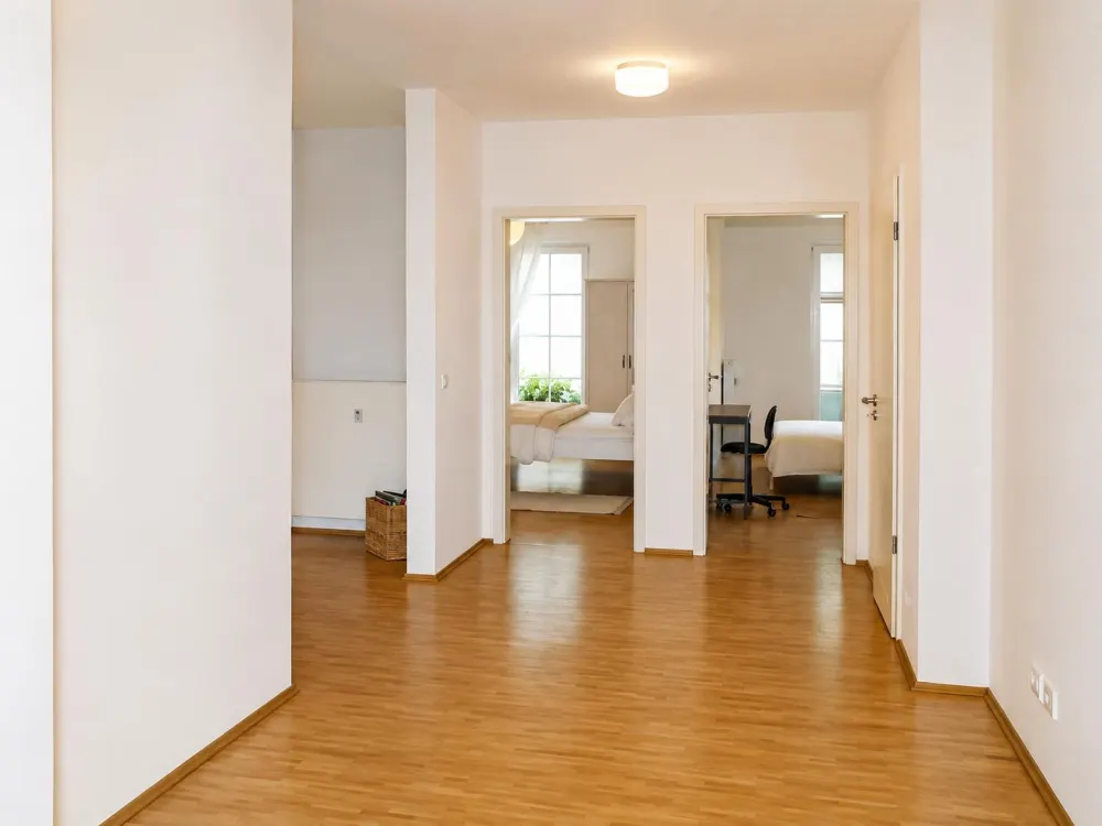 Helle Drei-Zimmer-Wohnung in Sachsenhausen mit schönem Garten