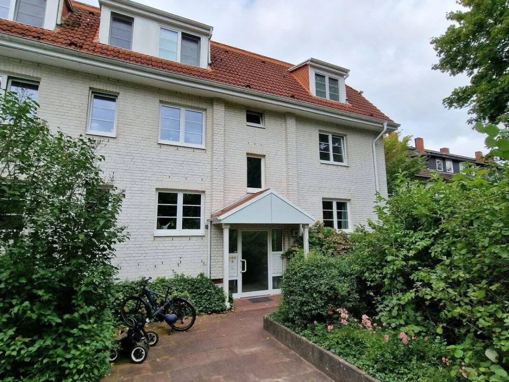 3-Zimmer-Wohnung in ruhiger Einbahnstraße Nähe der Gartenstadt Wandsbek