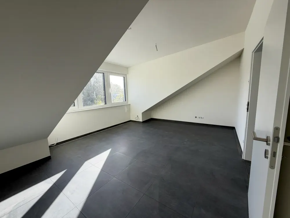 1-Zimmer-DG-Wohnung 43 m² mit Küche I Neubau Köln Weiden