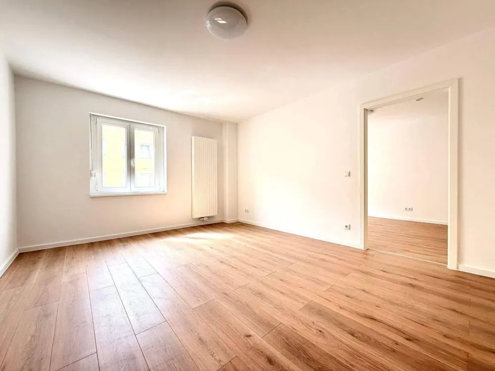 Completely Renovated & Energy Efficient in GoHo, 3-Room Apartment