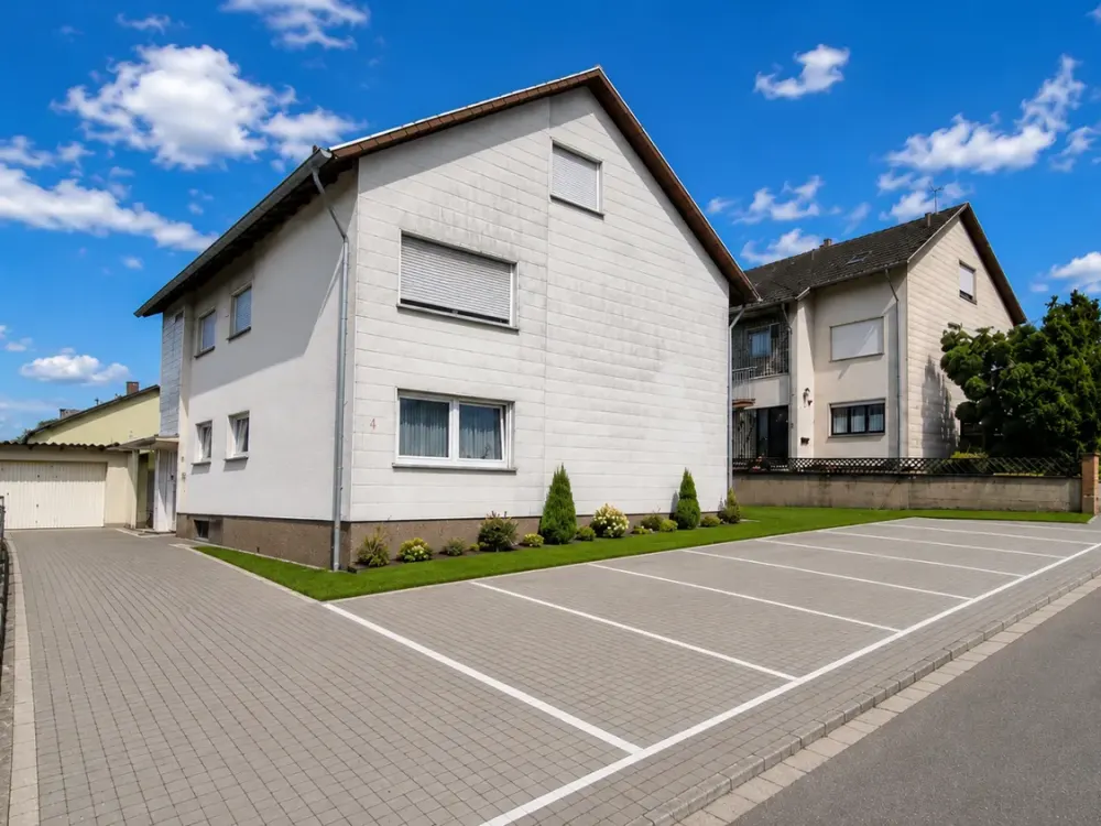 3 ZKB Wohnung in Püttlingen Köllerbach 80m² Küche Klima Garten