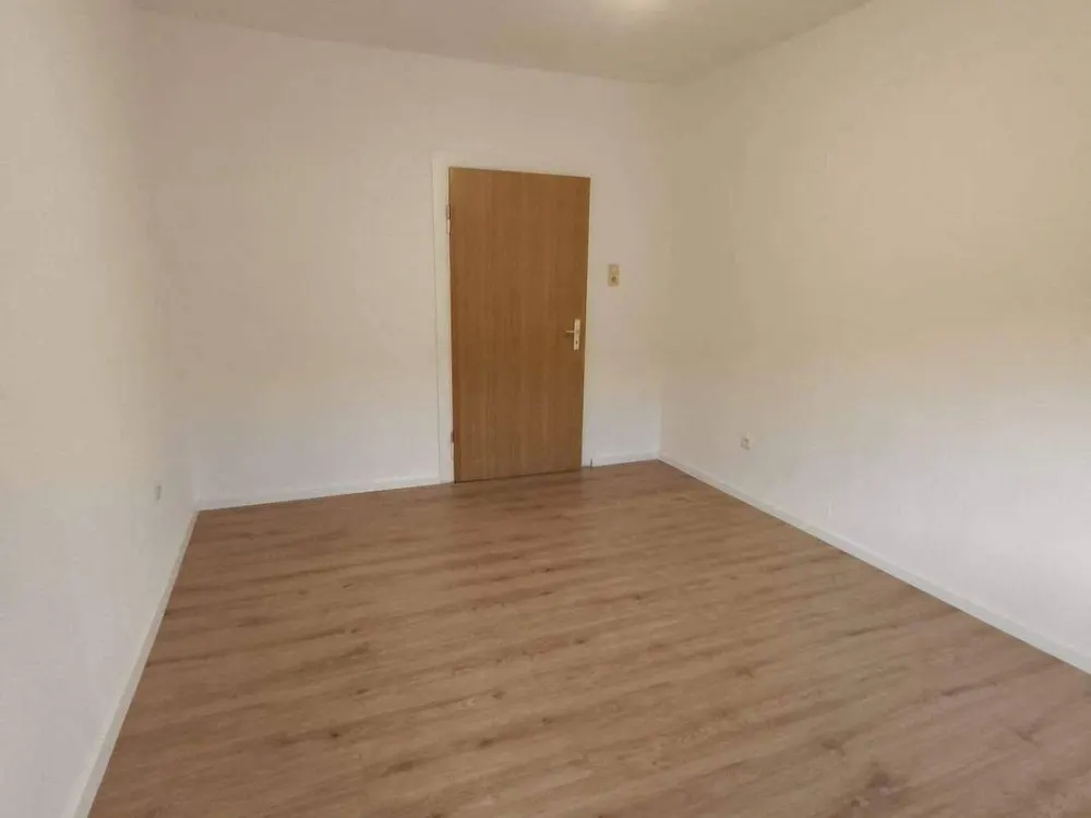 Das könnte passen! Hübsche 2 Zimmer-Wohnung mit EBK