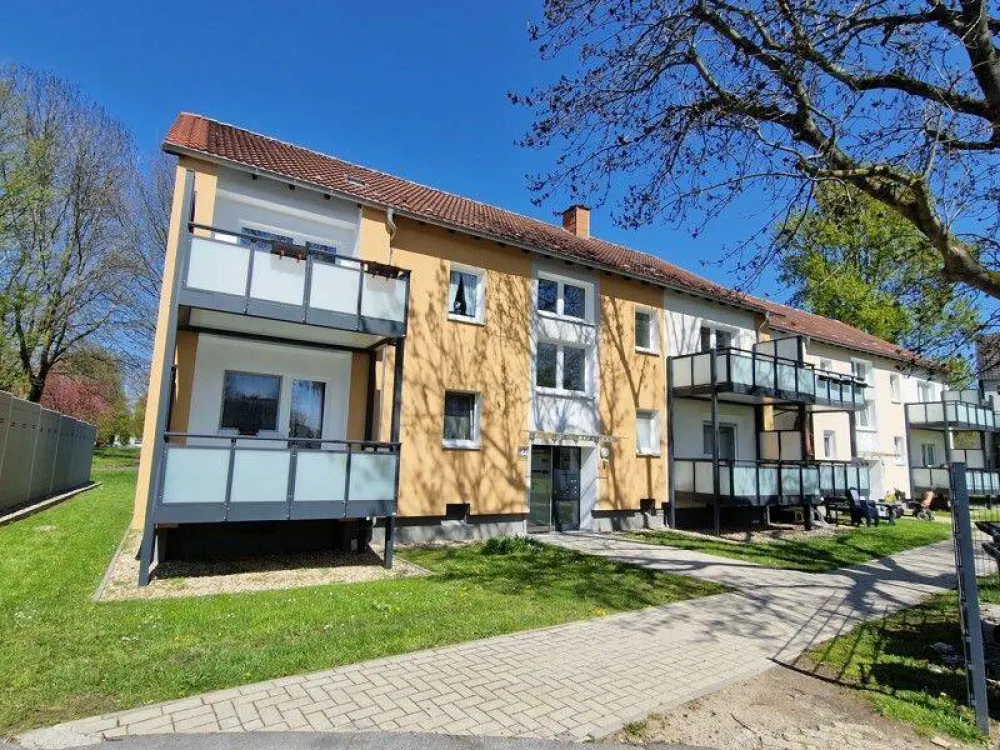 Reinkommen und Wohlfühlen: 3-Zimmer-Wohnung mit großem Balkon