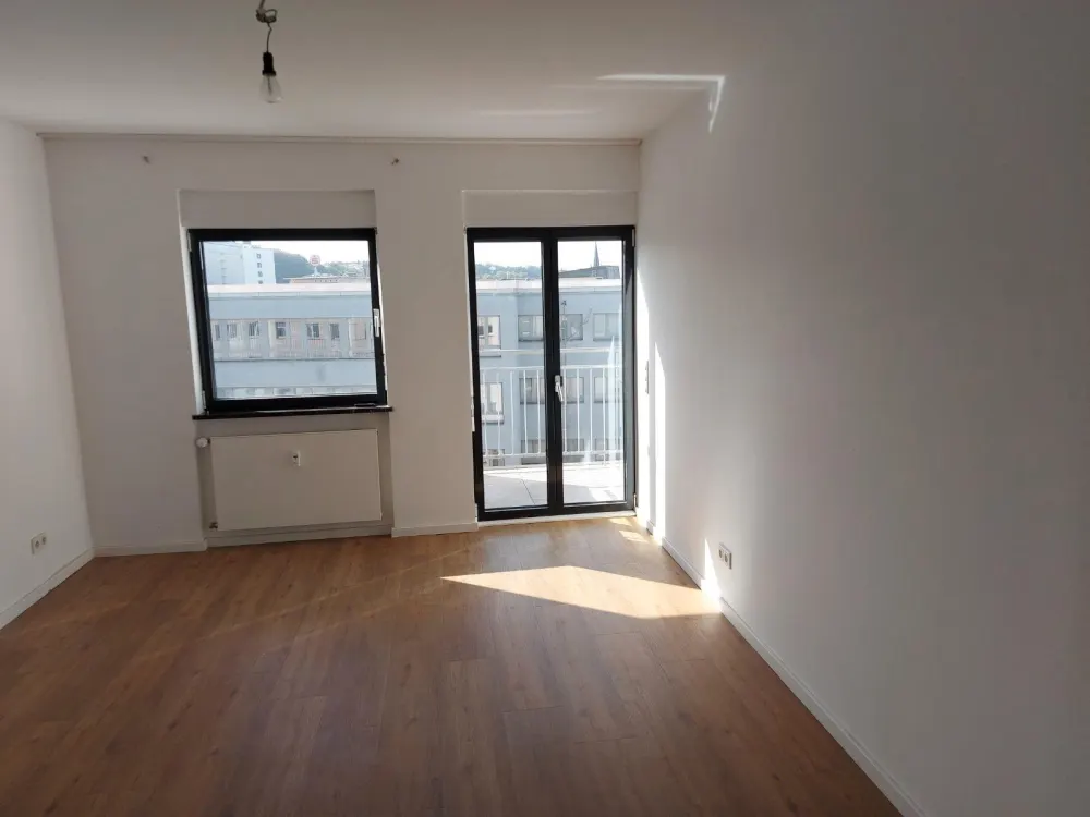 Above the Roofs of Saarbrücken! Beautiful, Bright and Cozy Apartment with Terrace and Balcony in the City Center!