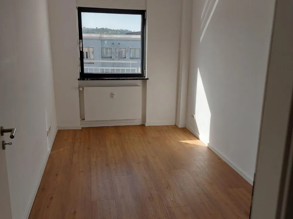 Above the Roofs of Saarbrücken! Beautiful, Bright and Cozy Apartment with Terrace and Balcony in the City Center!