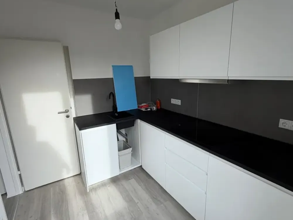 Charmante 1-Zimmer Wohnung mit Terrasse in Bornheim