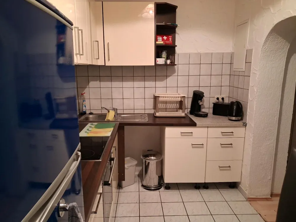 Möbelierte Zwei Zimmer Wohnung
