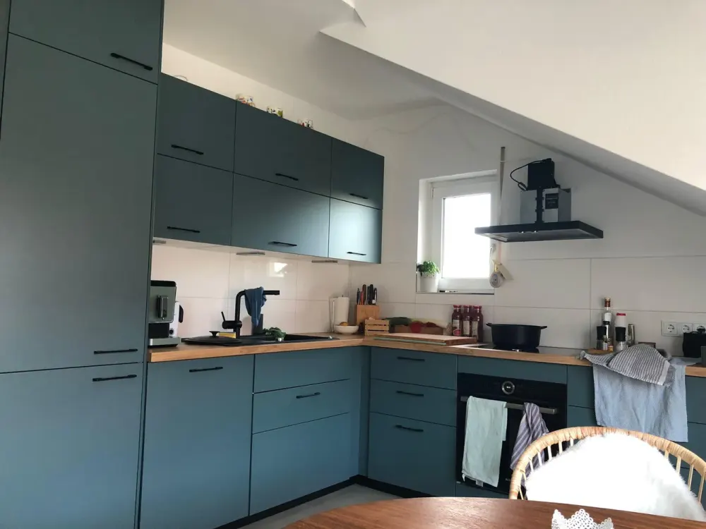 Sonnige 3-Zimmerwohnung mit neuer Einbauküche und 2 Balkonen