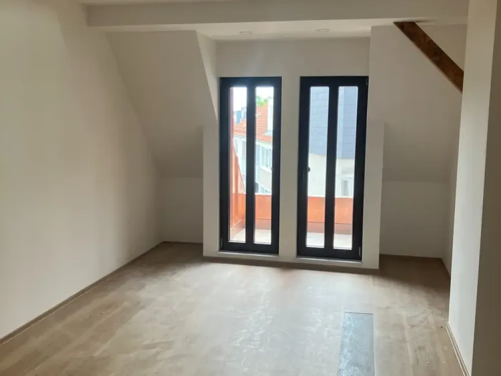 3-Zimmer-Neubau-Maisonette im Dachgeschoss eines Baudenkmals