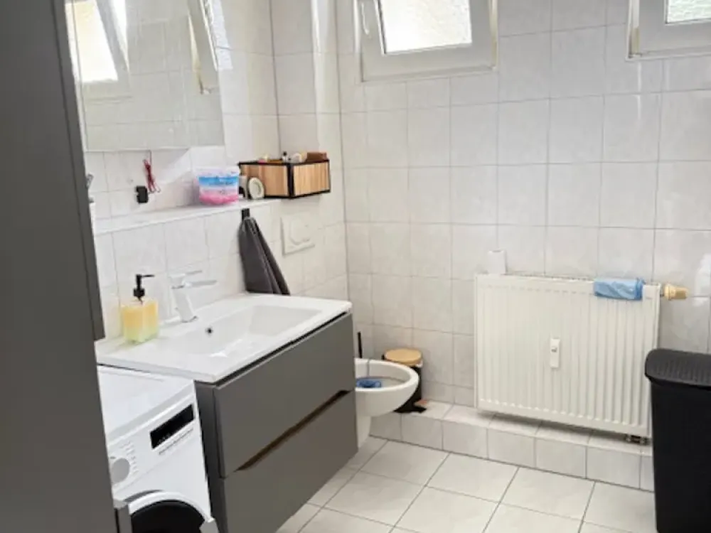 Gepflegte 3-Zimmer-Wohnung mit Balkon in Hanau Kleinauheim