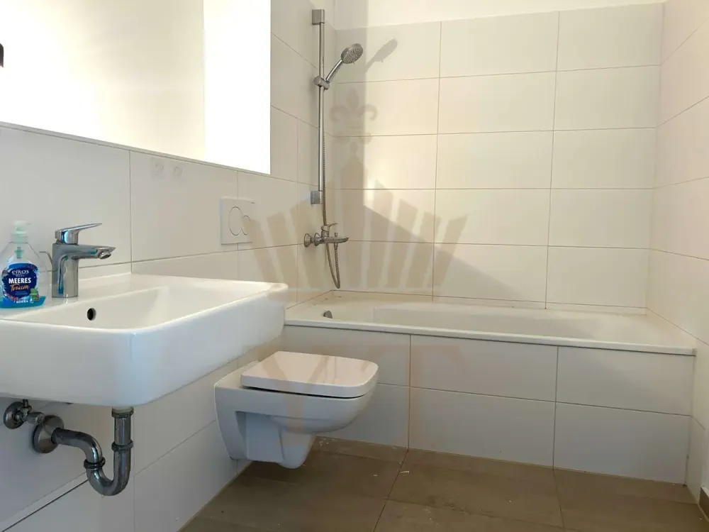 Charmante 3 Zimmer Wohnung | Wannenbad | mit sonniger West-Loggia | in Bernau-Friedenstal