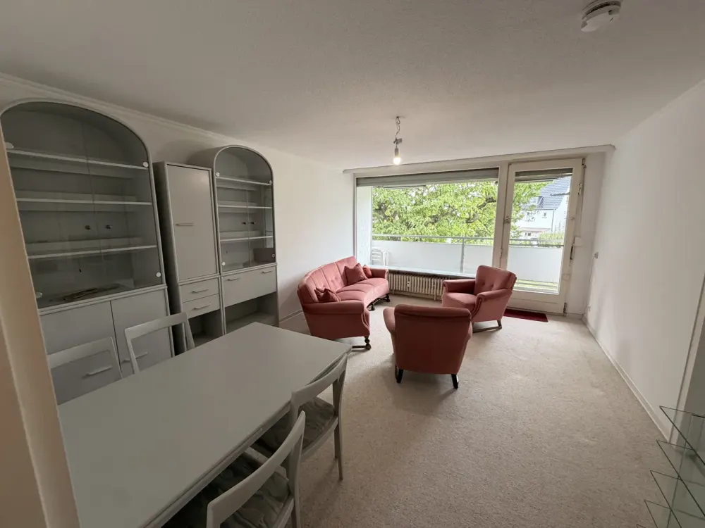 Bright 2-Room Apartment with Loggia in Kirchditmold