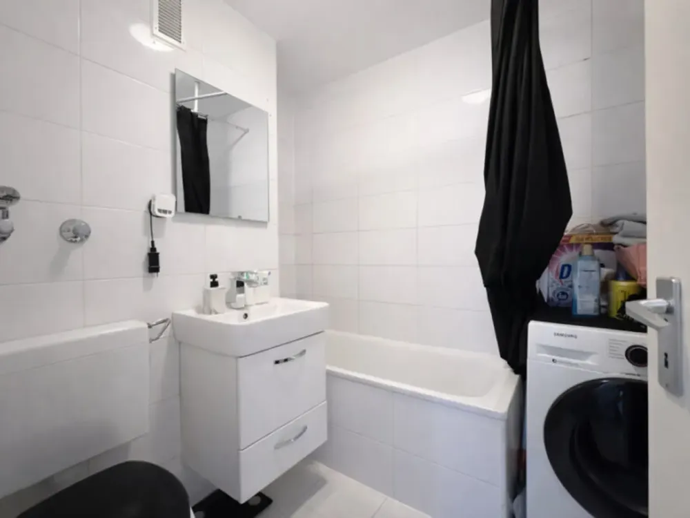 Top Lage! 3,5-Zimmer-Wohnung mit Aufzug & Balkon | Uni-Nähe