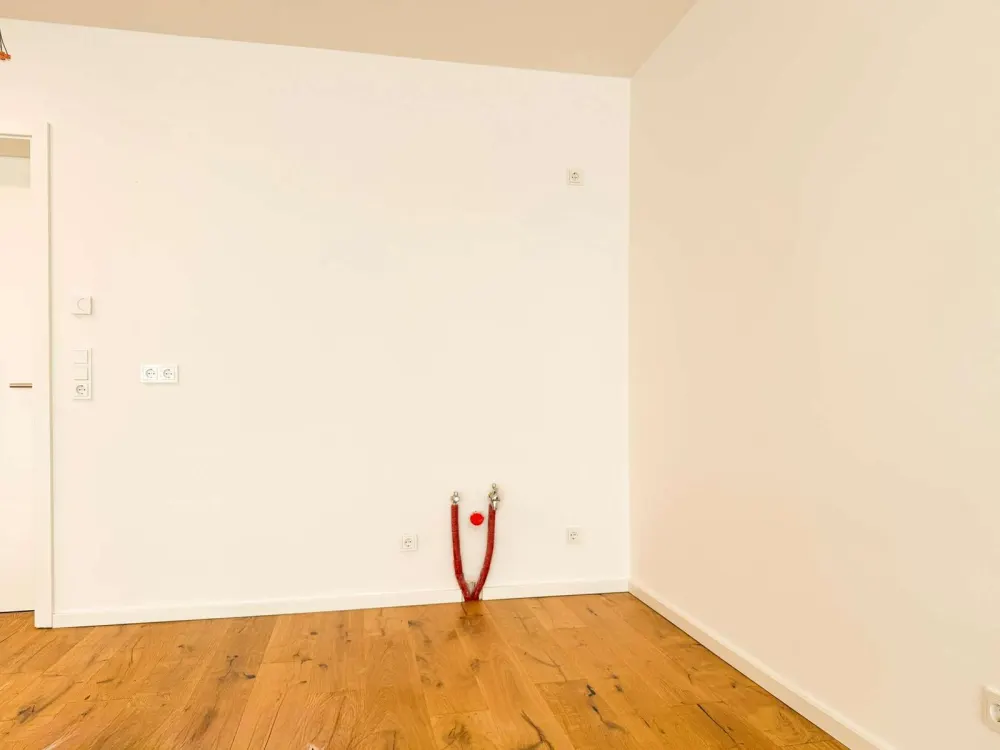 2-Zimmer-Wohnung in begehrter Adresse l Neubau l Tiefgarage l Aufzug