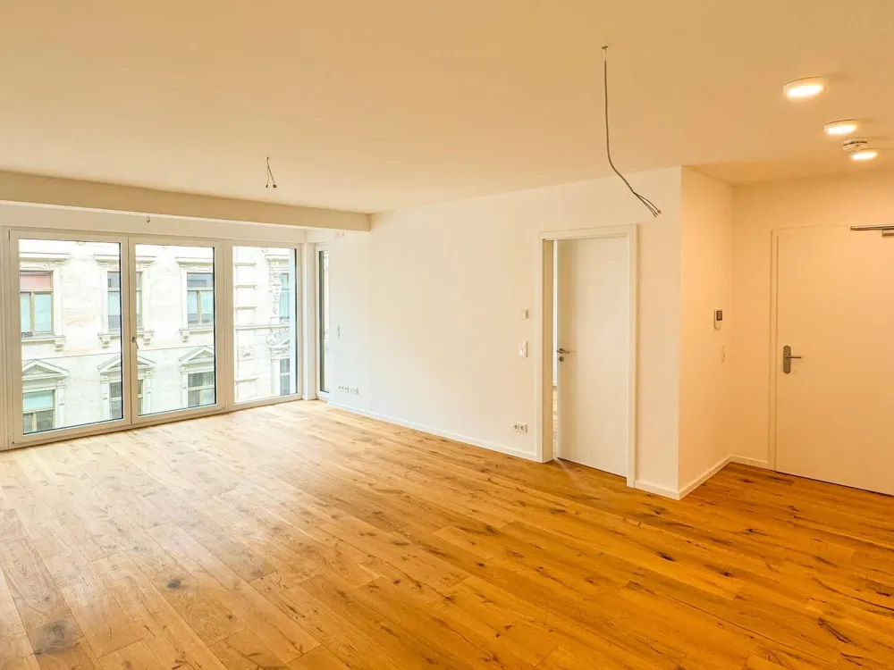 2-Zimmer-Wohnung in begehrter Adresse l Neubau l Tiefgarage l Aufzug