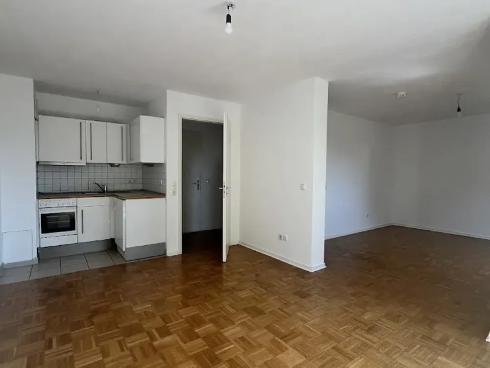 2 Kaltmieten frei zum Einzug**Helle 2 Zimmer Wohnung mit XL Balkon