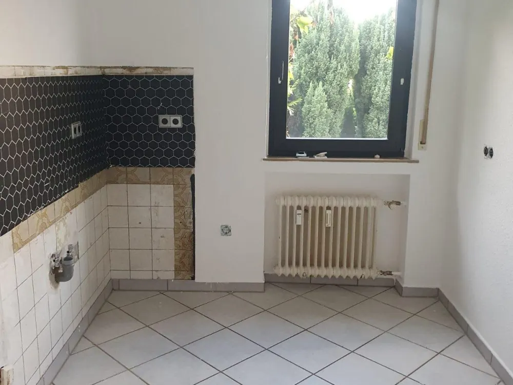 TROISDORF GROSSE 3 ZIMMER KÜCHE DIELE BAD ERDGESCHOSS MIT GARTEN