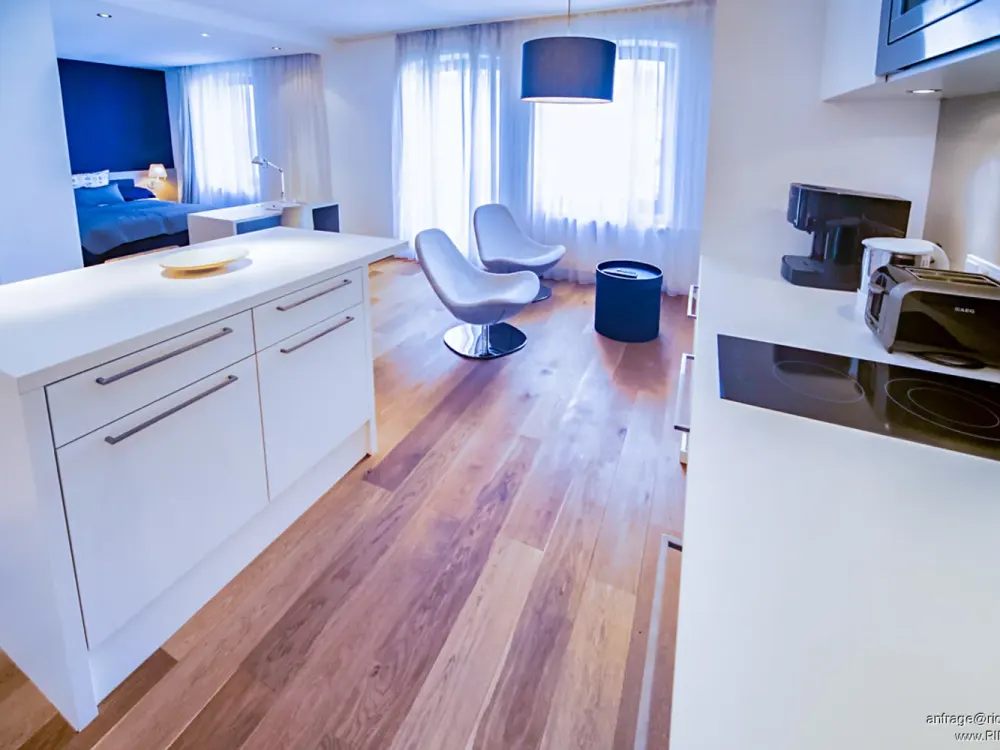 Welc(H)ome® من RIDA FLATS, CGN City: شامل! الإنترنت، شرفة وموقع مميز