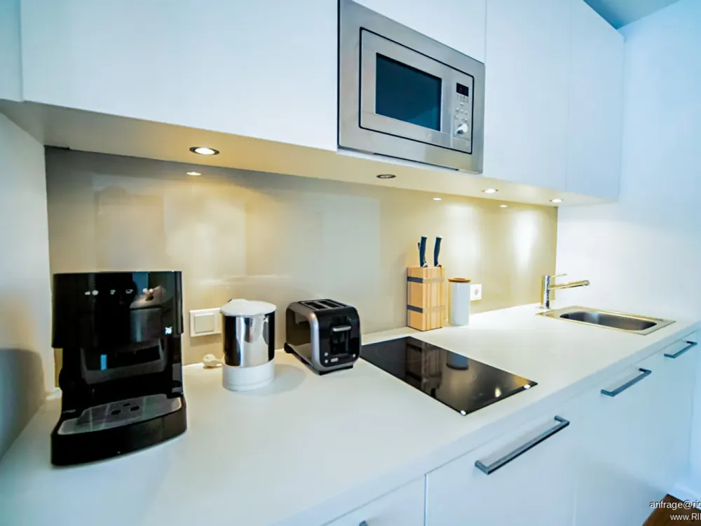Welc(H)ome® من RIDA FLATS, CGN City: شامل! الإنترنت، شرفة وموقع مميز