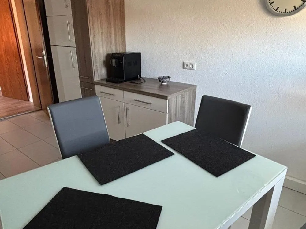 Beautiful 2-Room Apartment with Balcony in a Quiet Location