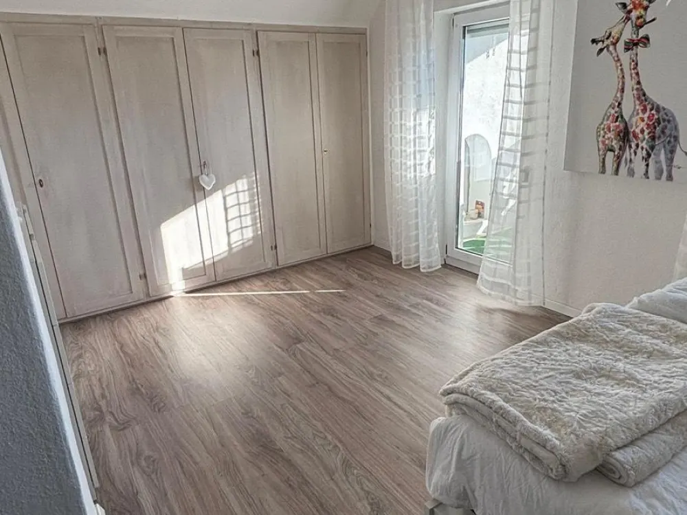 Beautiful 2-Room Apartment with Balcony in a Quiet Location
