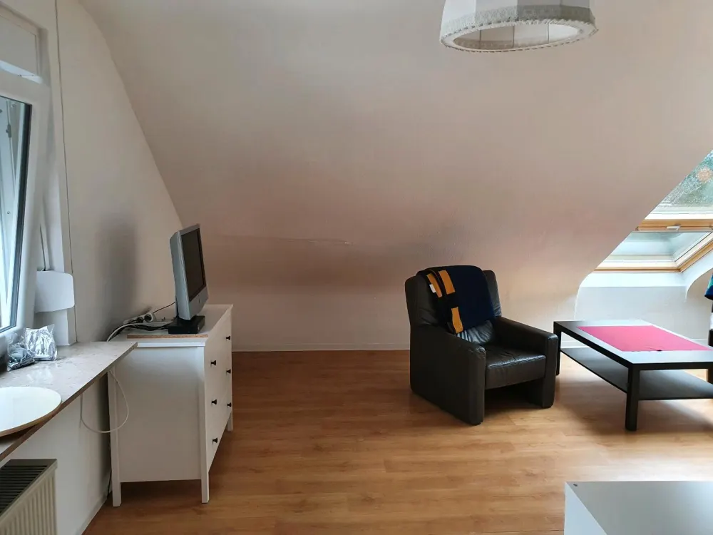 900 € warm, 2 Zi.Wohnung ideal für Studenten als WG, Dudw.Süd