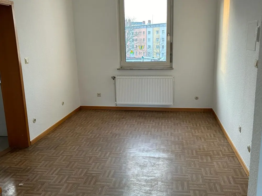 3 Zimmer Wohnung im 2.OG (ab sofort)