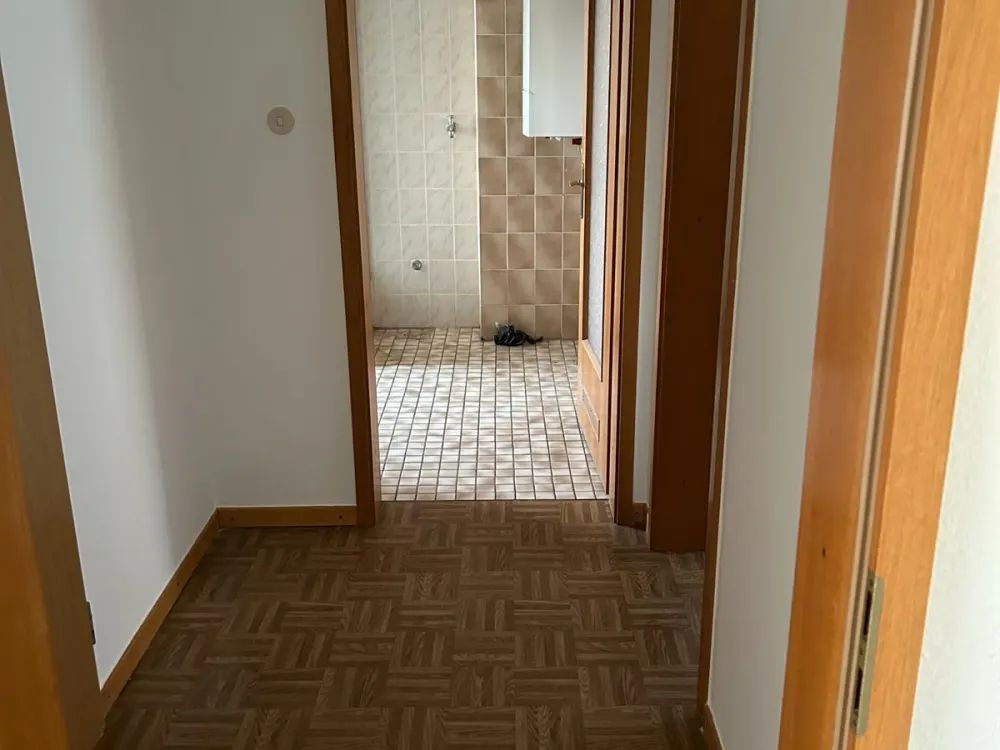 3 Zimmer Wohnung im 2.OG (ab sofort)