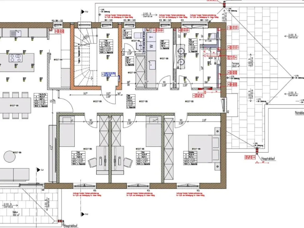 Bright 4-Room Apartment 147sqm with Terrace and Balcony