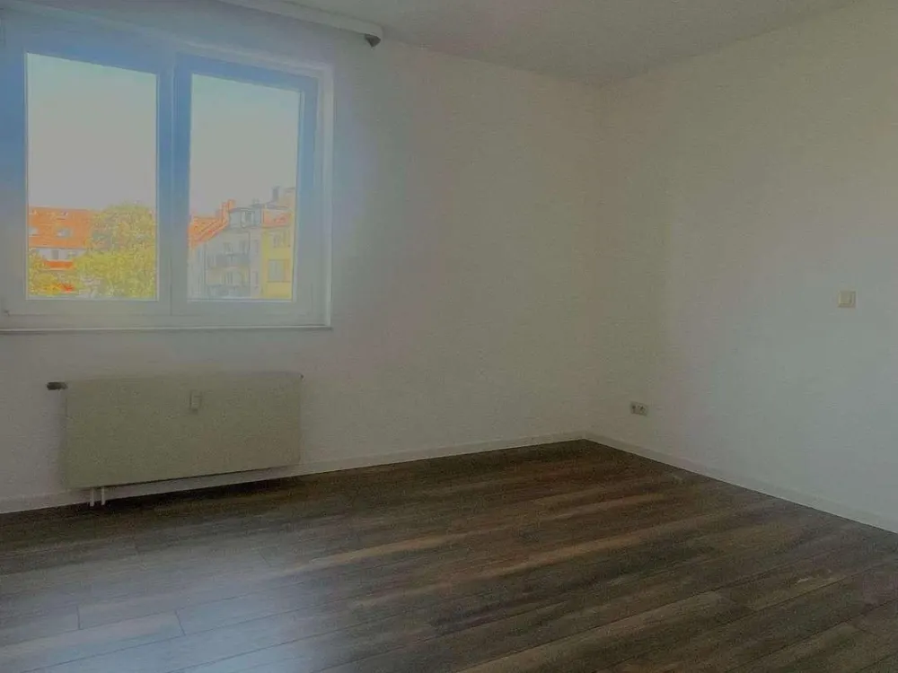 Schöne 2,5 -Zimmer Wohnung in zentraler Lage in Hannover!