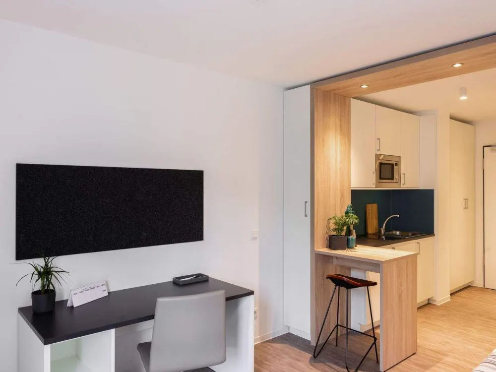 Modern & furnished all-inclusive apartment centrally located in Wedding | Comfort Studio