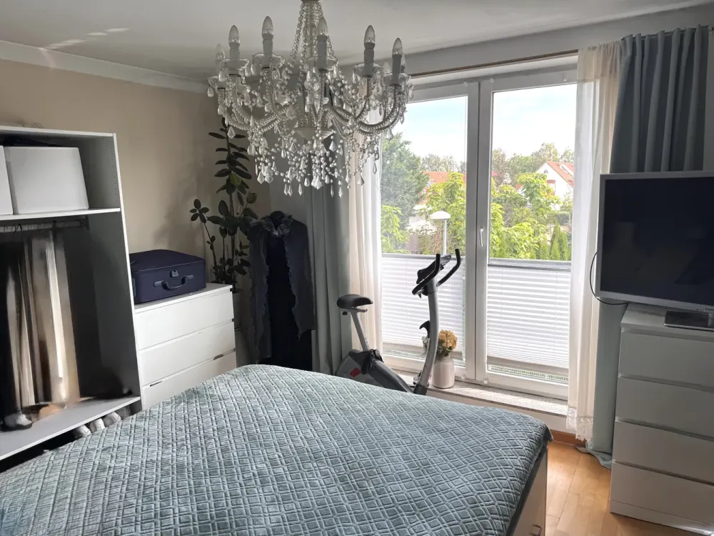 Helle 3-Zimmer-Wohnung im Obergeschoss Westbalkon, Kellerraum & Stellplatz