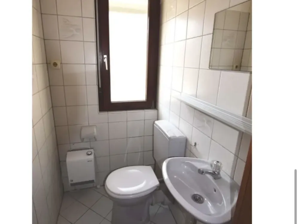 Sehr große zentral gelegene Wohnung