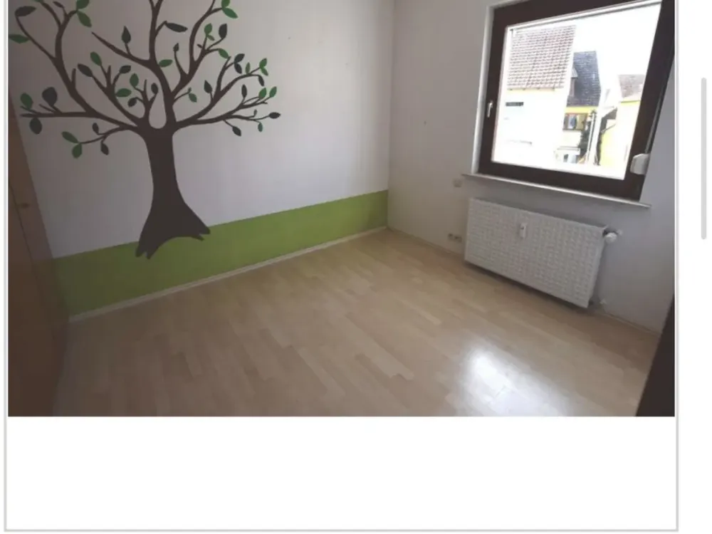 Sehr große zentral gelegene Wohnung