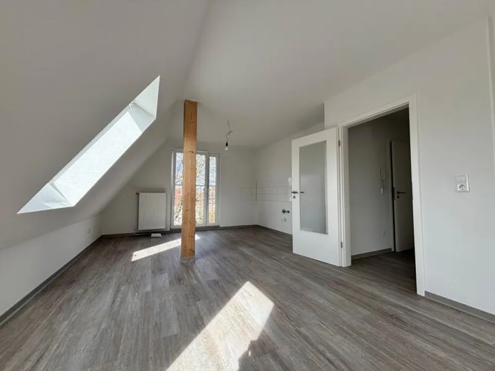Neu! Moderne 2-Zimmer-Dachgeschosswohnung in ruhiger Waldrandlage, Erstbezug